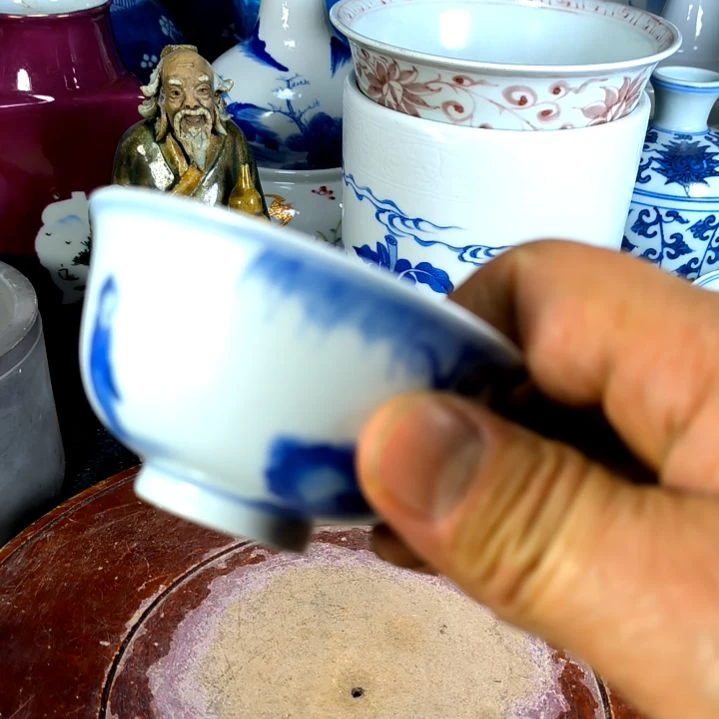 摆件蒙*全手工制作的瓷器