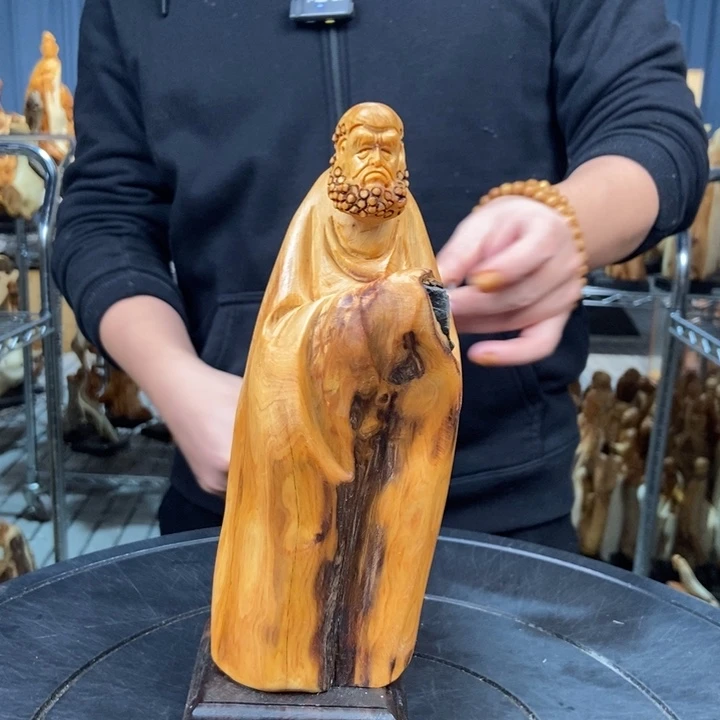 柏木（崖柏）随型摆件