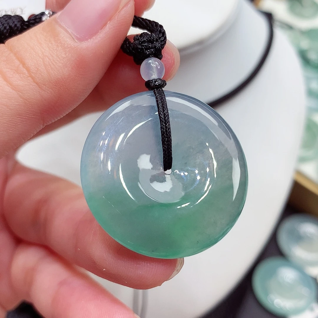 颈饰未镶嵌翡翠翡翠88，29.7/5.2