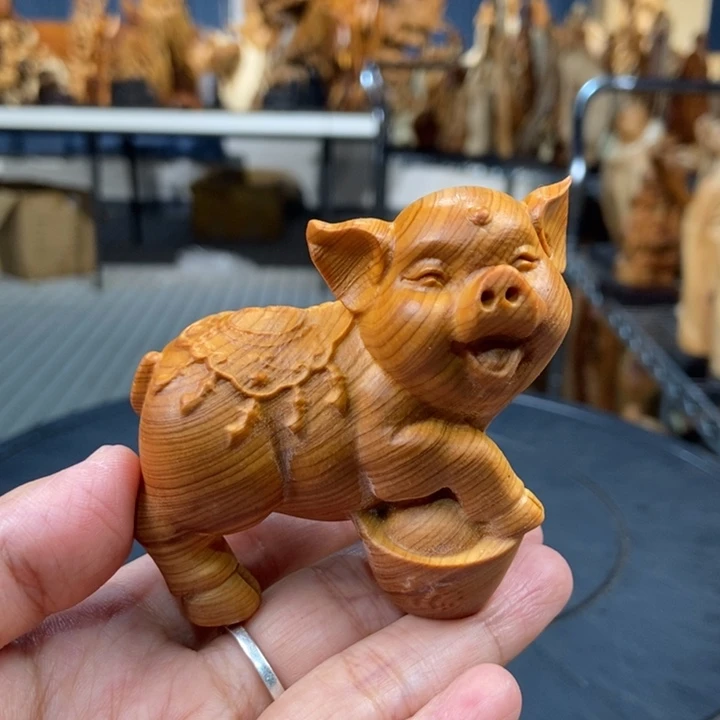 柏木（崖柏）手把件猪