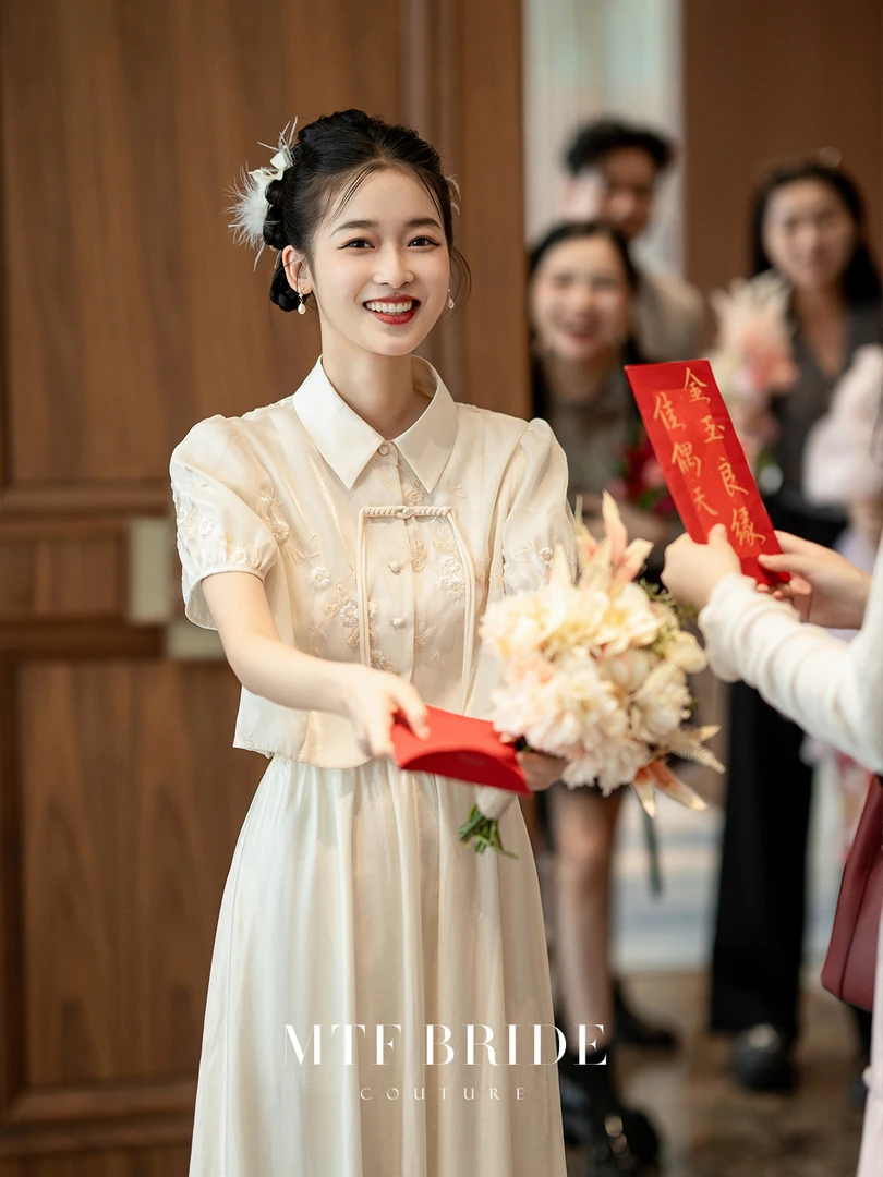 新中式连衣裙2025新款女国风套装小个子改良旗袍订婚礼服裙