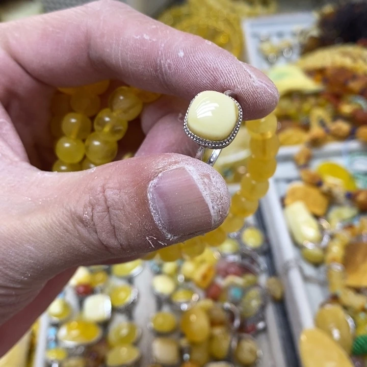 蜜蜡银S925镶嵌裸石戒指