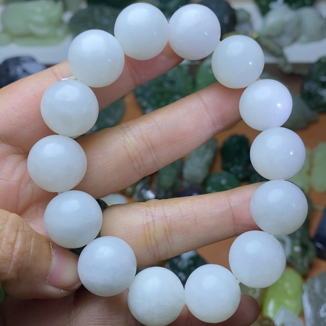 和田玉未镶嵌颈饰福利