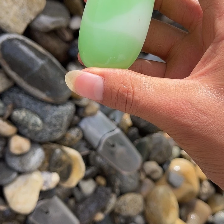 未镶嵌和田玉（糖玉）珠宝奇石
