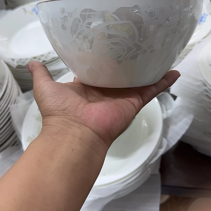 45%以上骨粉骨瓷七寸镶金玫瑰花奥碗两个特价