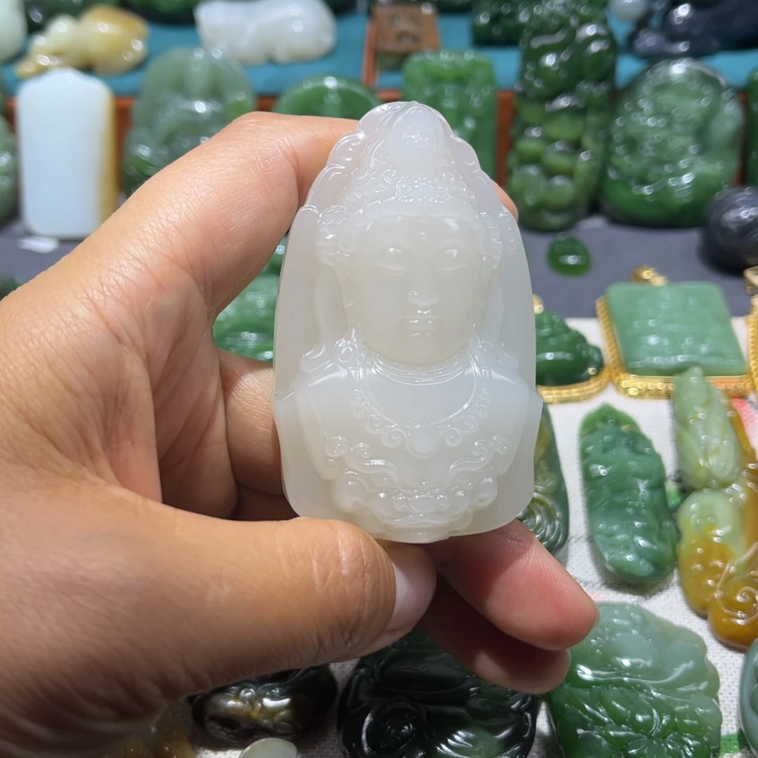 和田玉颈饰未镶嵌