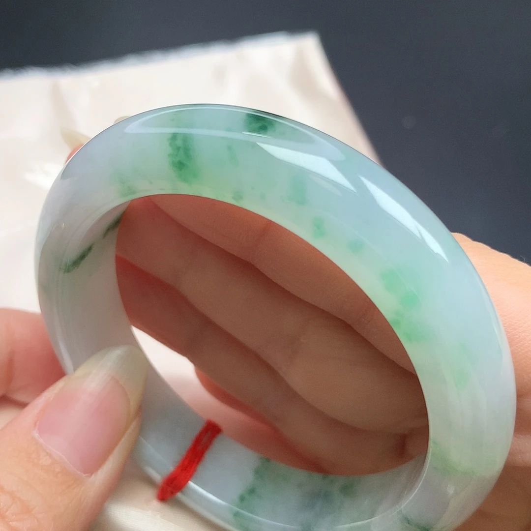 翡翠未镶嵌手镯53圈口