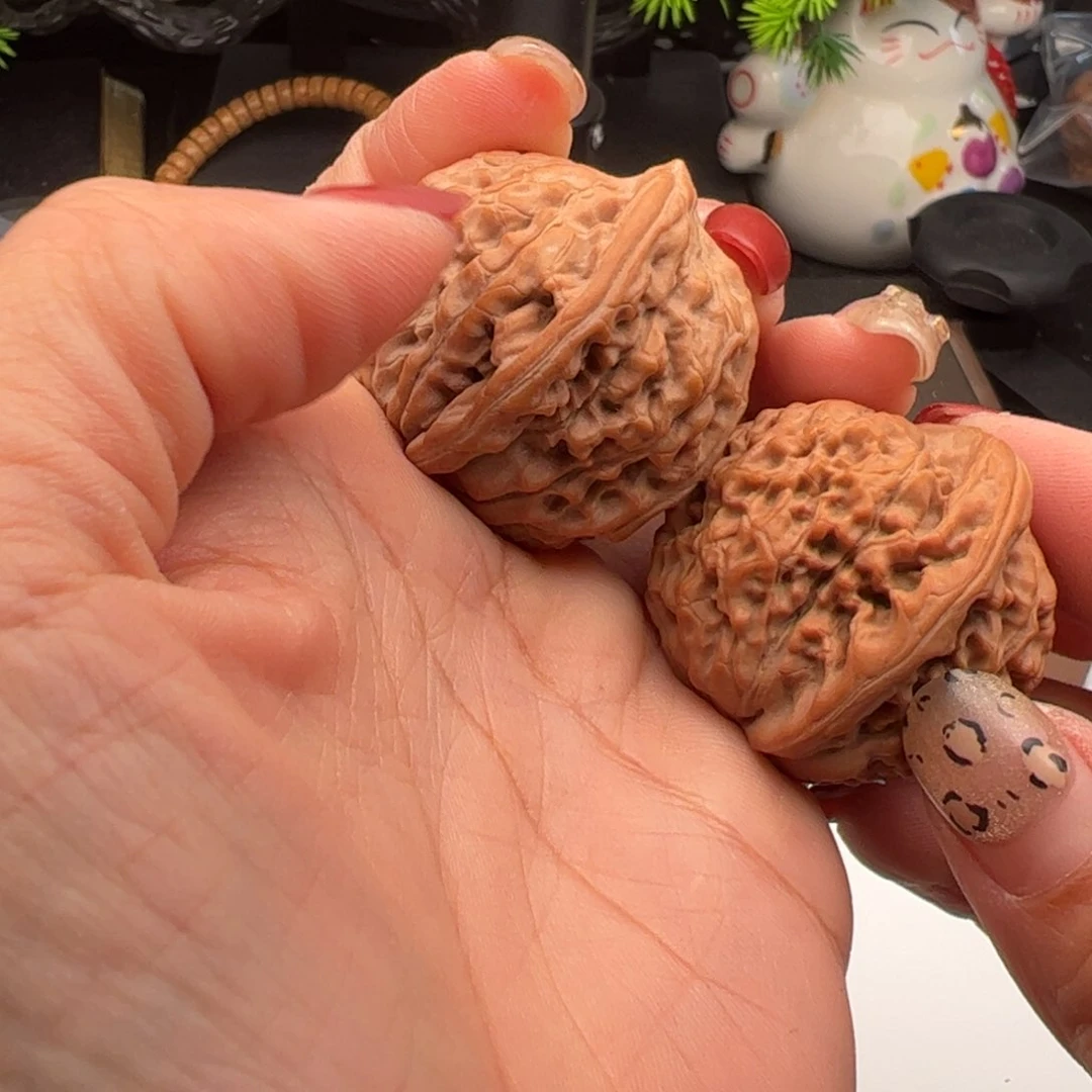 文玩核桃吊坠滢莲花35