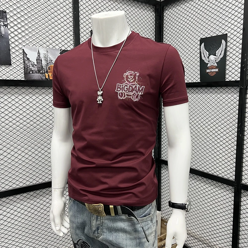 枣红色刺绣印花小熊个性短袖t恤男士休闲夏季半袖潮流修身圆领t恤