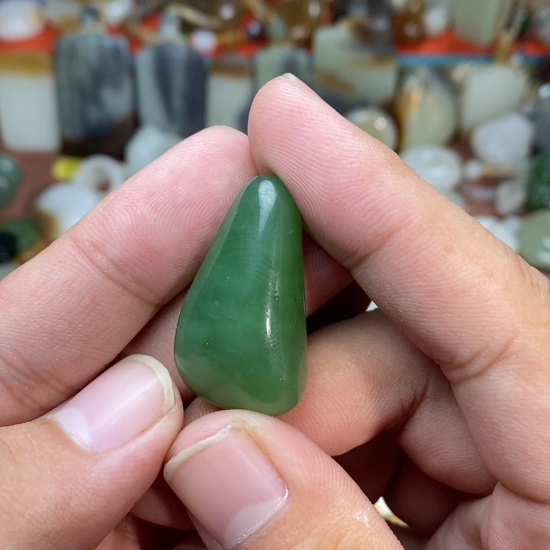 和田玉未镶嵌吊坠(不含链)