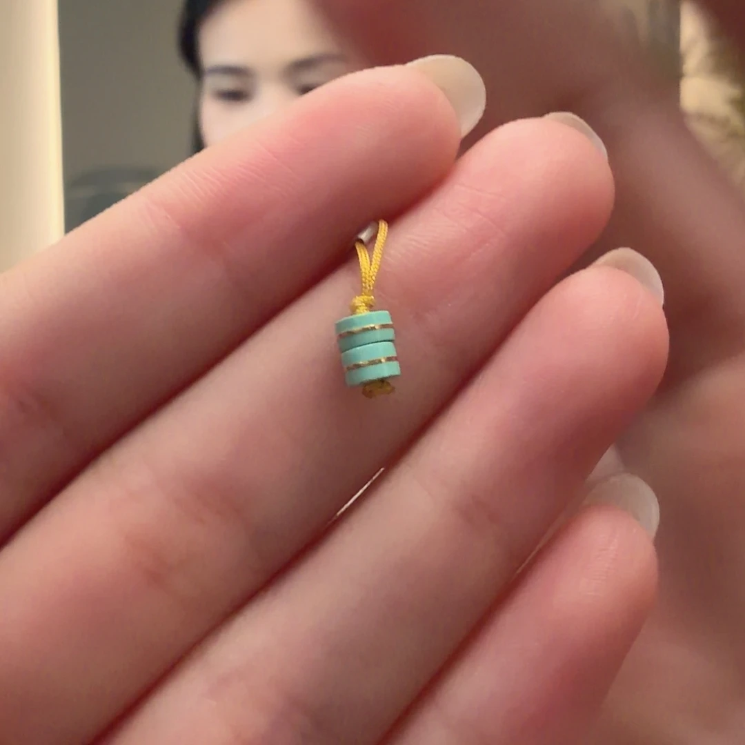 绿松石未镶嵌颈饰