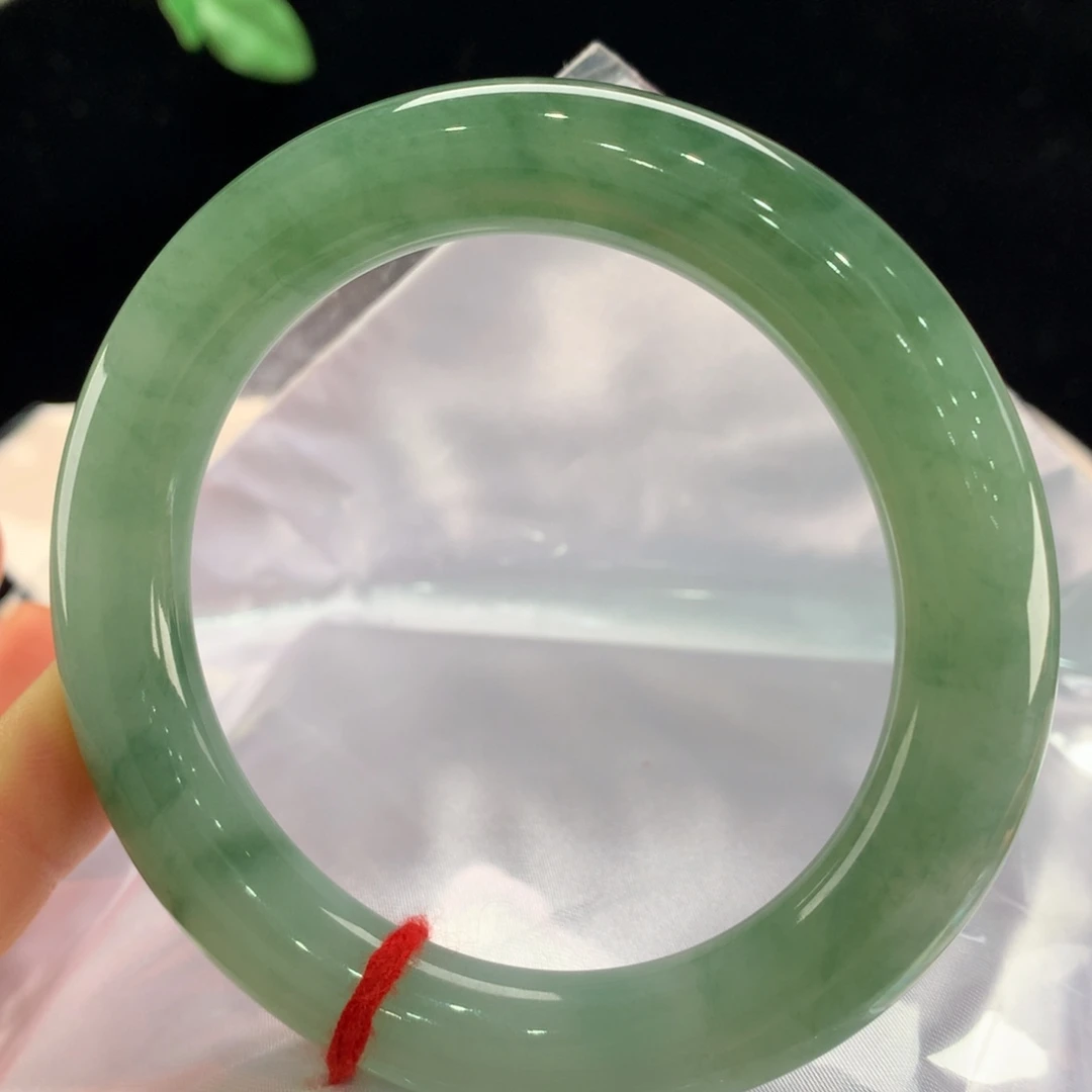 翡翠未镶嵌手镯4001