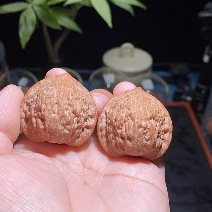 周***剑文玩核桃吊坠原树七步沟