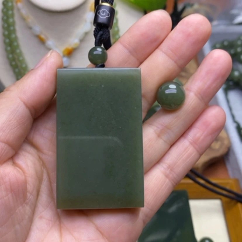 【闪购商品】未镶嵌和田玉挂件梦