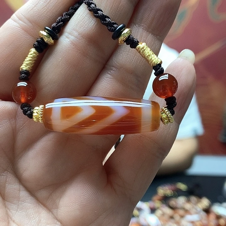 玛瑙/玉髓颈饰合金