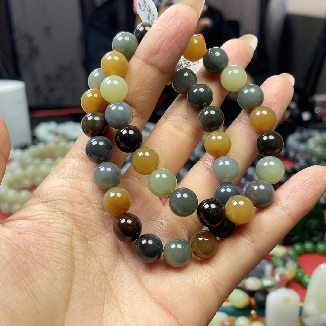 和田玉手链未镶嵌拍一发1️⃣多样性发