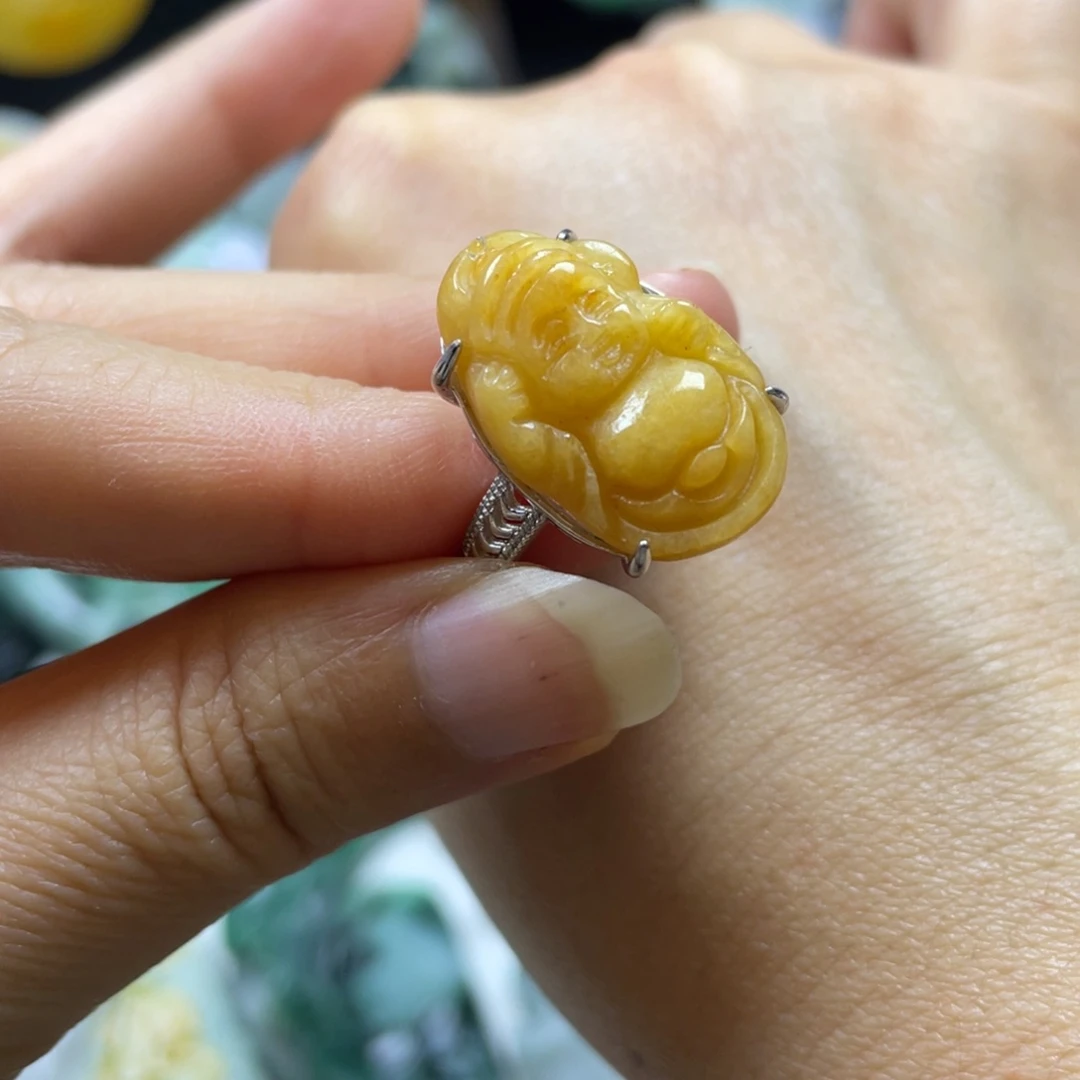 翡翠颈饰未镶嵌牌子