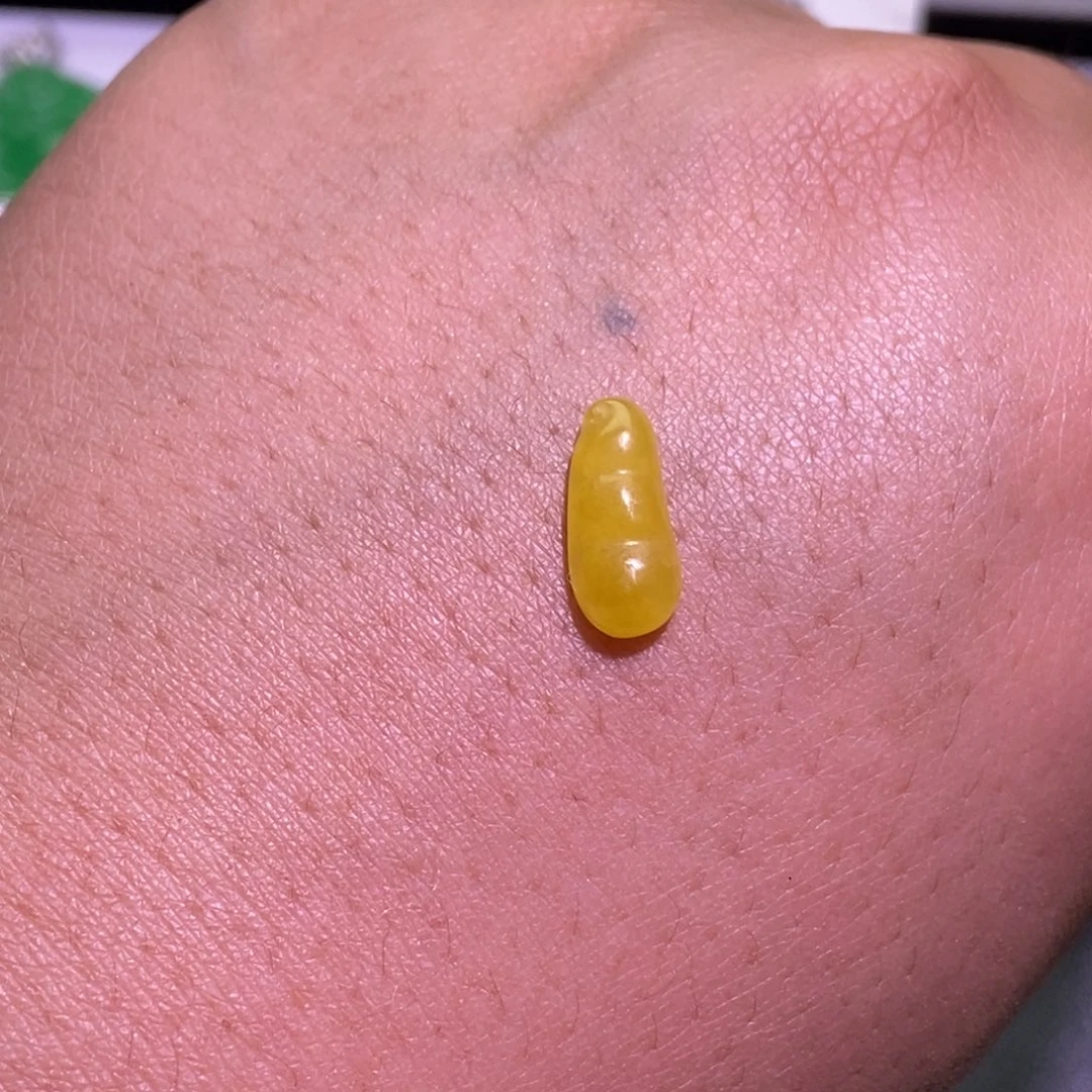 翡翠未镶嵌颈饰吊坠