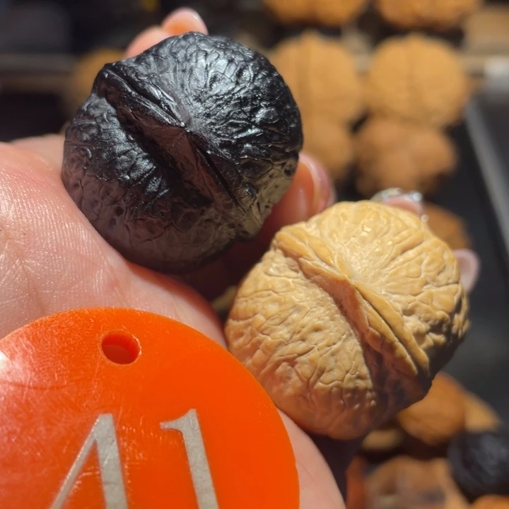 飛***太极阴阳球核桃尺寸33