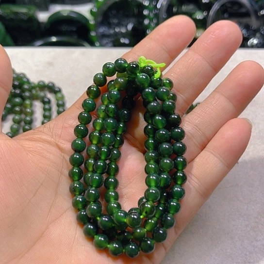 孙***）蛇纹石玉未镶嵌泰山玉