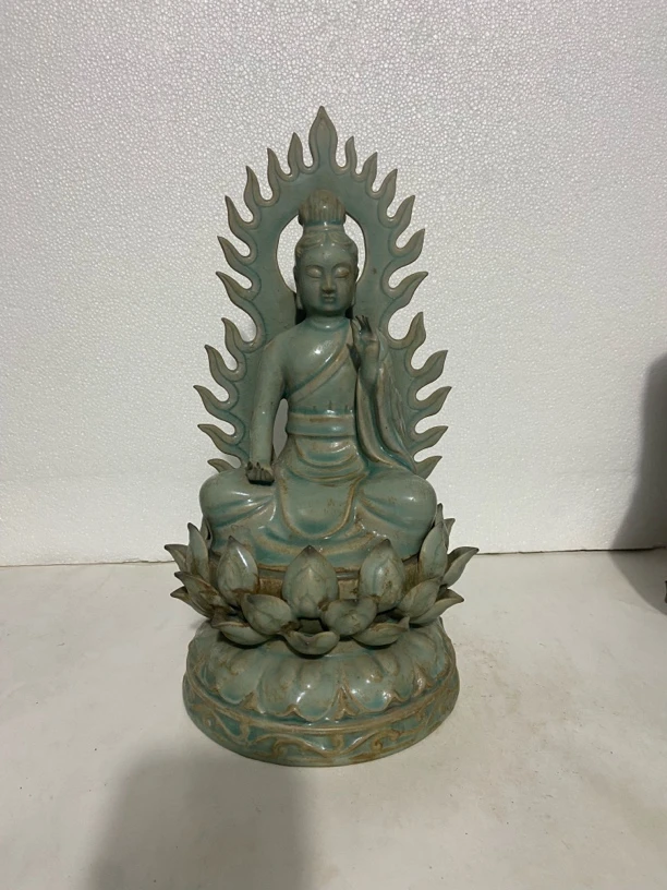 汝窑佛像，一线货源，低价出售，有缘者得。