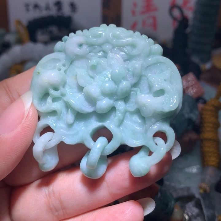 翡翠未镶嵌颈饰保真天然A货翡翠