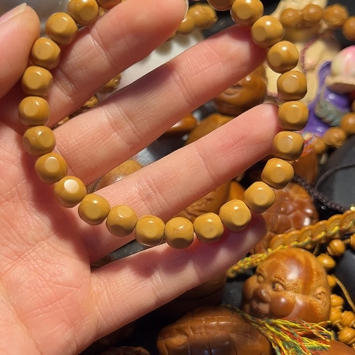 橄榄核手串/手链猴头0.8六方微瑕