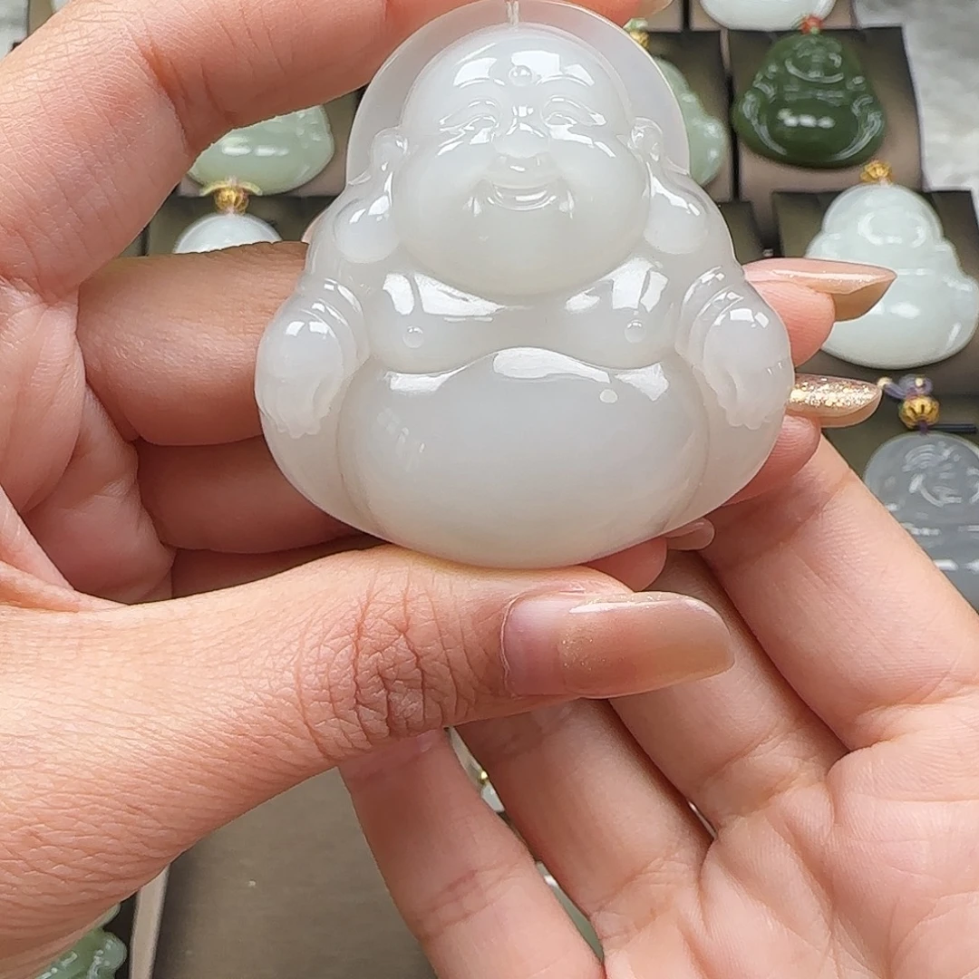 和田玉18K金镶嵌吊坠(赠链)