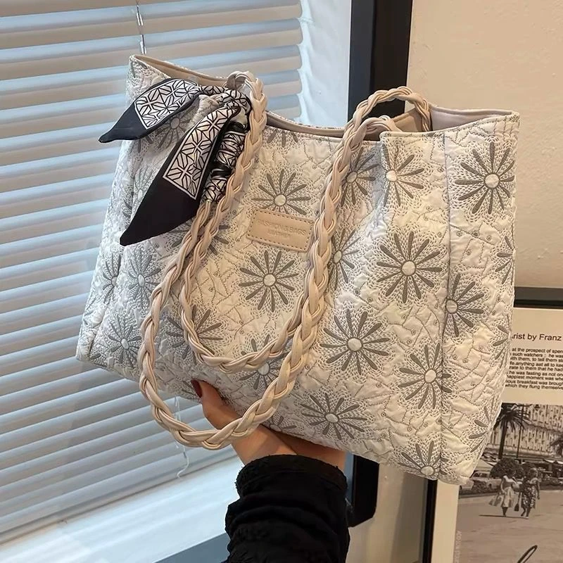 大容量网红包包女包2025新款夏季时尚单肩女包休闲百搭通勤托特包