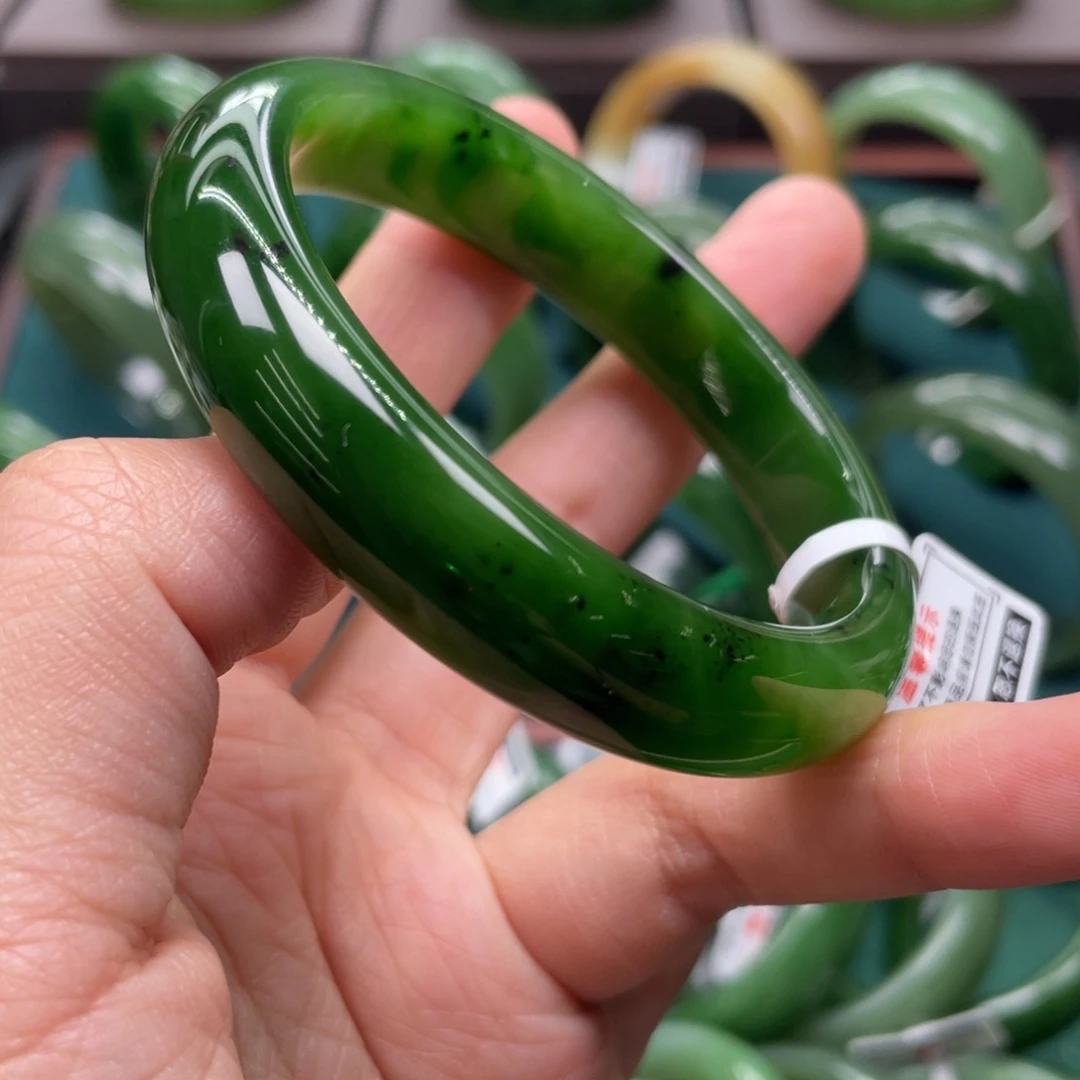 和田玉（碧玉）未镶嵌手镯5657