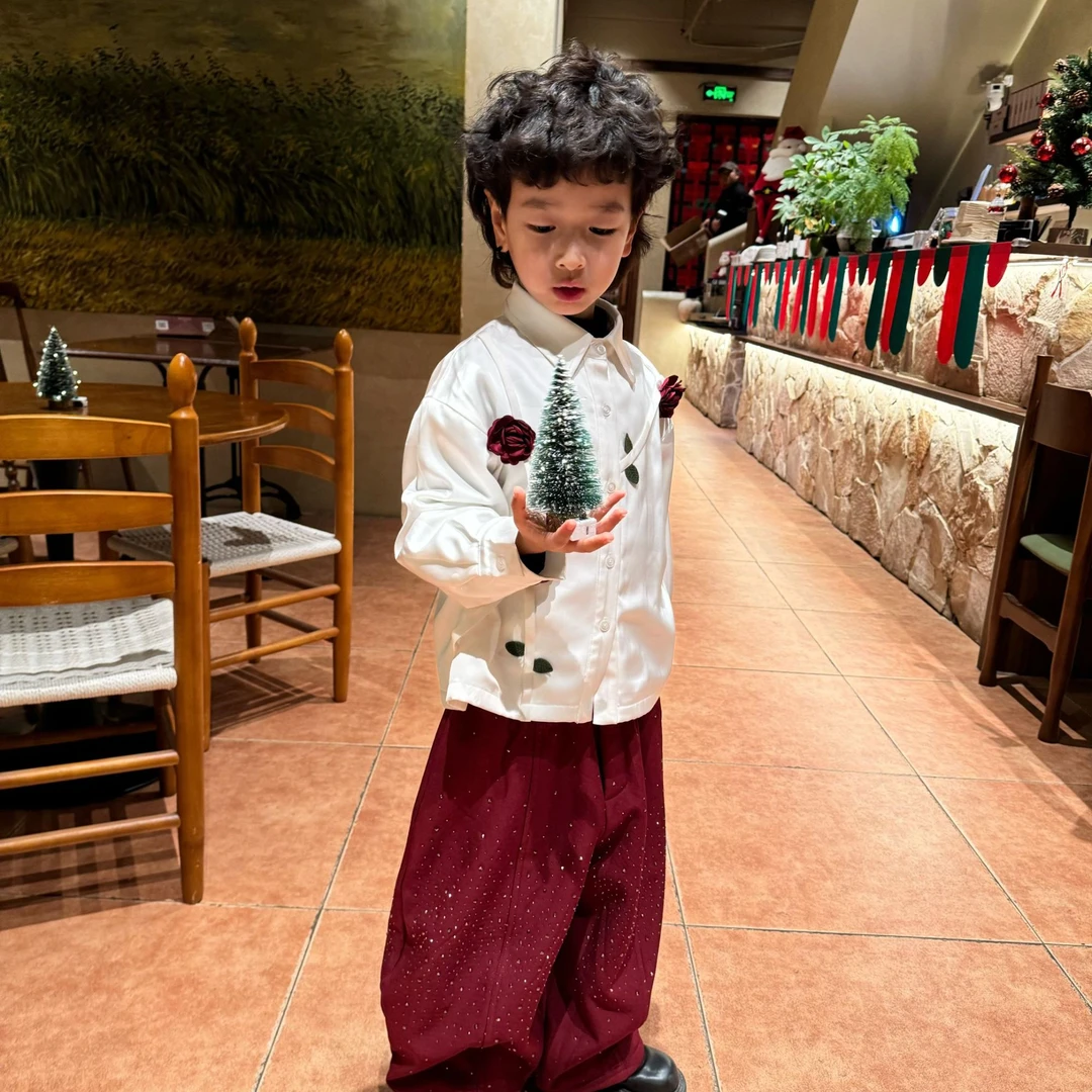 【琨萱】“时尚先生”25冬季男童新款立体花朵西装小众衬衫 WI67T089