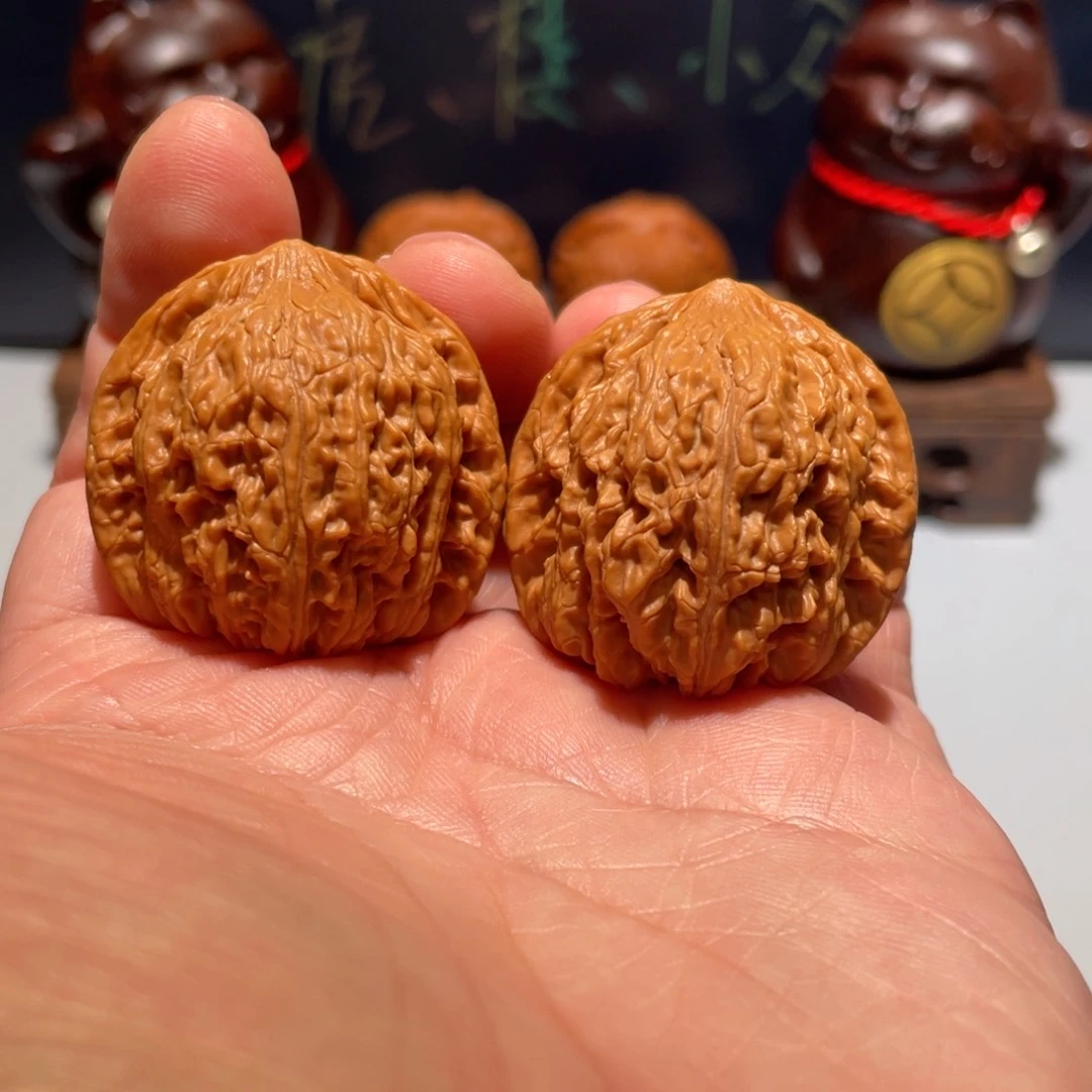 文玩核桃把件绣球35全品