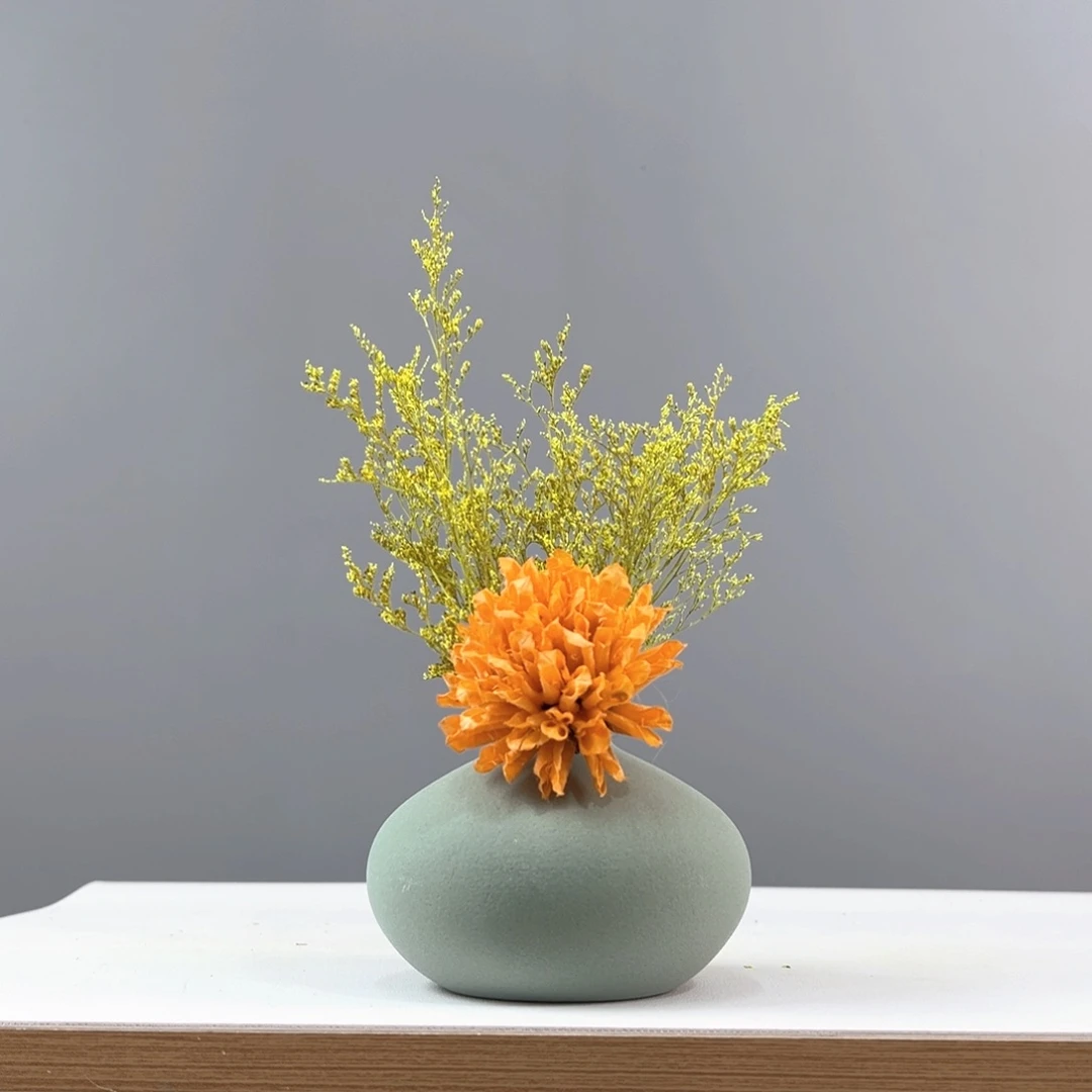 瓶花瓶带花高度20-30厘米左右