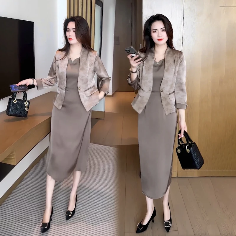 秋装连衣裙2025新款今年流行时尚洋气质显瘦女装春秋两件套装裙子