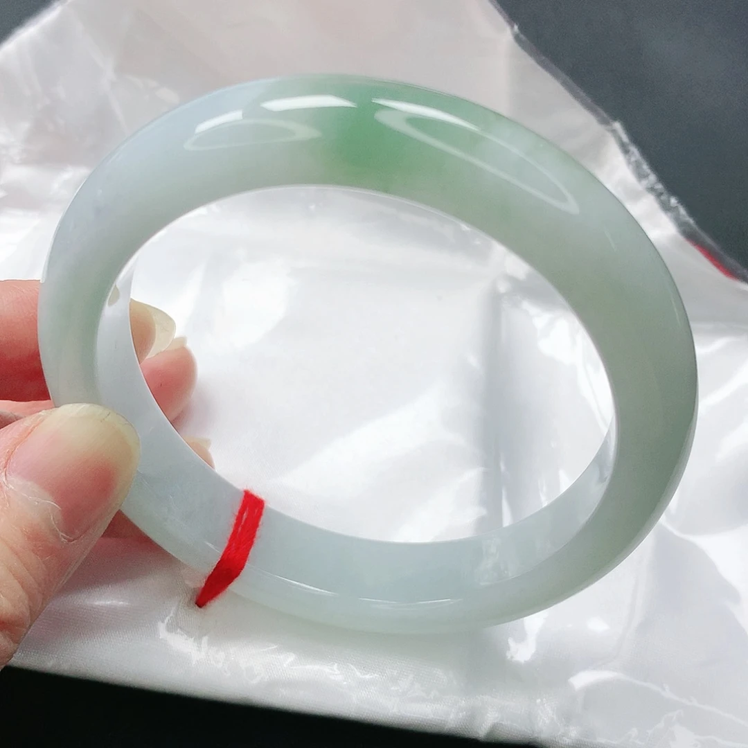 翡翠手镯未镶嵌缅甸天然A货翡翠