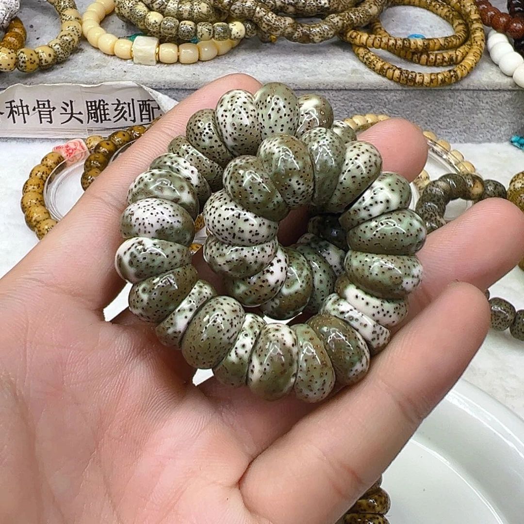 手串星月菩提38高端变态绿星月菩提大肠单圈13左右