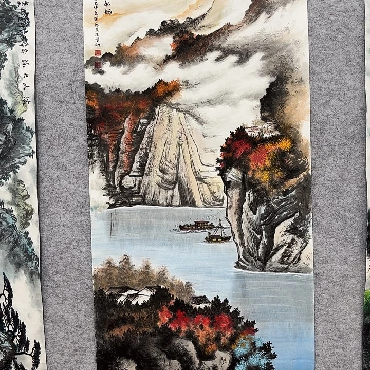 国画花鸟的翅膀和翅膀是一样