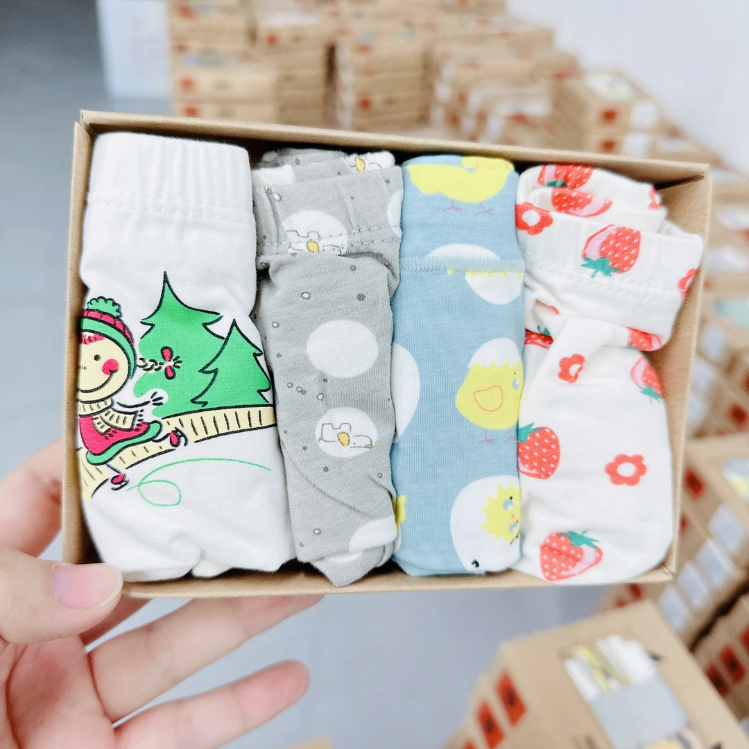 初柒母婴-儿童休闲卡通排湿吸汗平角内裤-四条盒装（加一码下单）