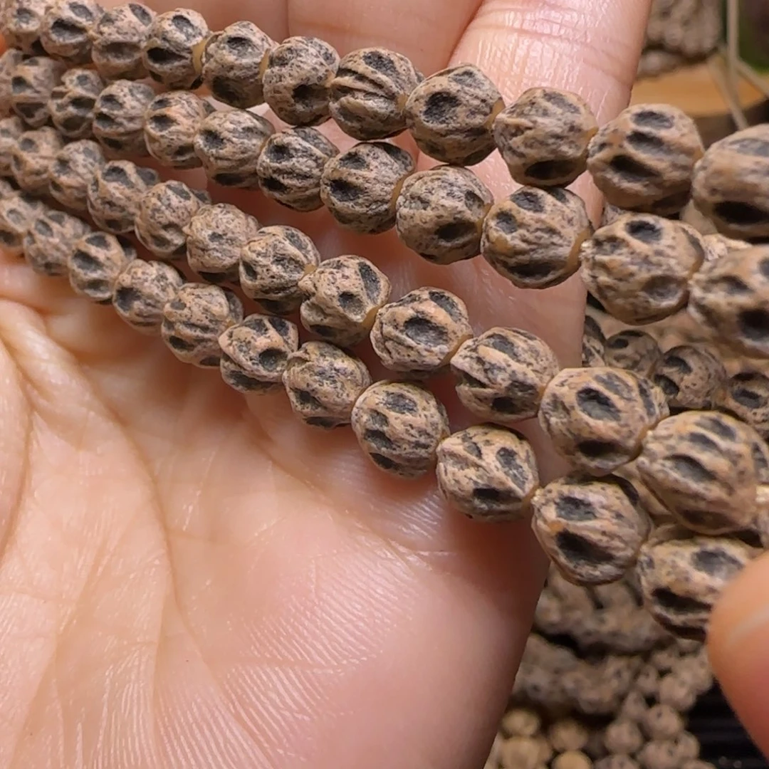 吊坠柏香籽/百香籽班****洁