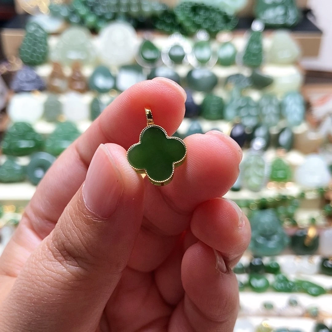 吊坠(不含链)18K金镶嵌和田玉