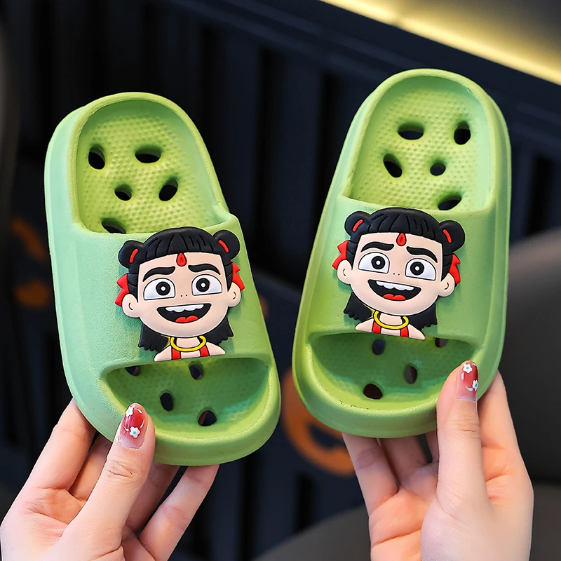 男童男童6-12岁，3-6男童12漏水女童室内防滑软底正版哪吒儿童拖鞋