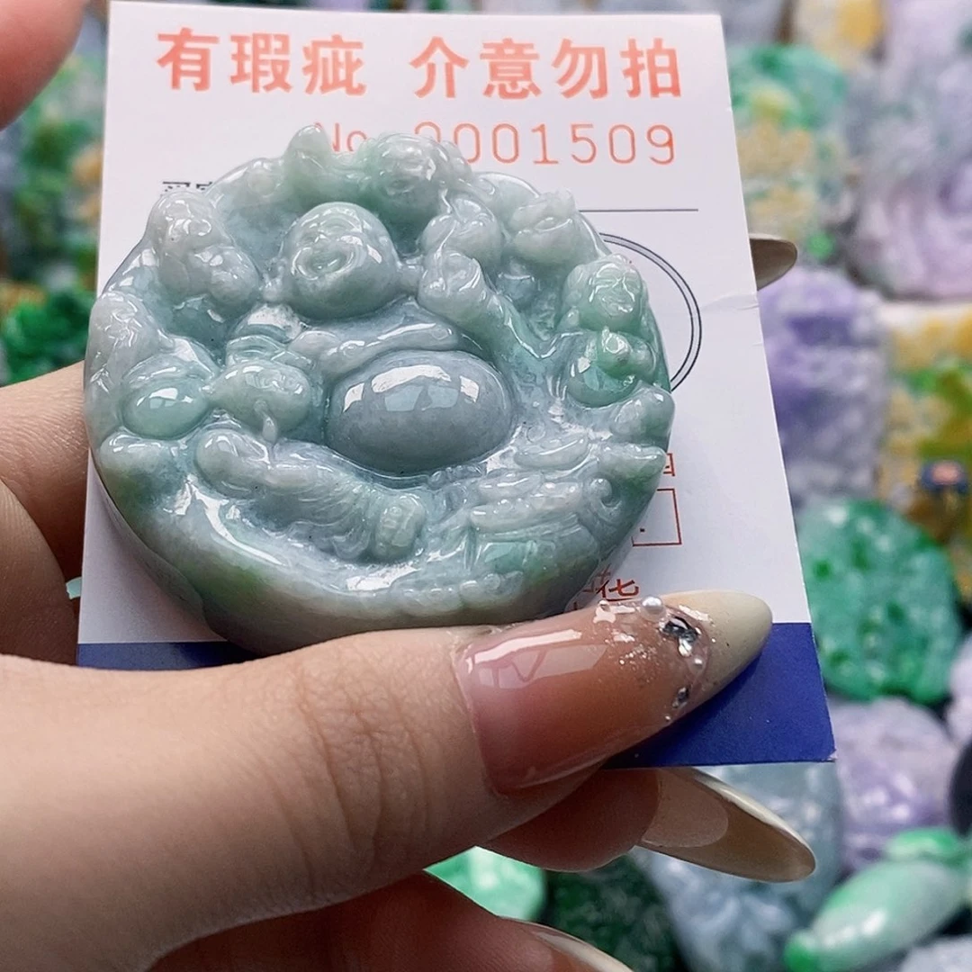 吊坠(不含链)未镶嵌翡翠