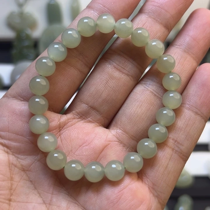 和田玉未镶嵌吊坠(不含链)666
