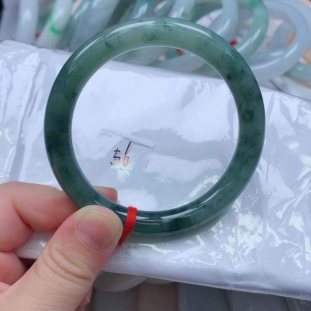 翡翠未镶嵌手镯142