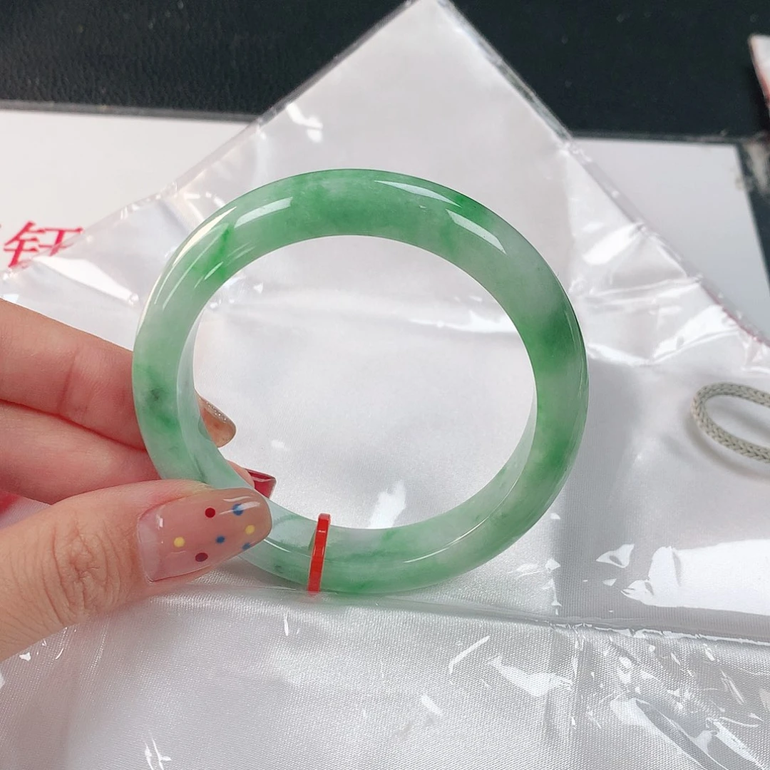 未镶嵌手镯翡翠831