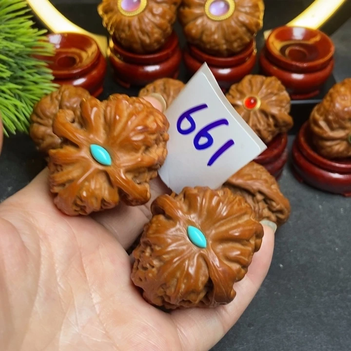 39白狮子661文玩核桃狮子头