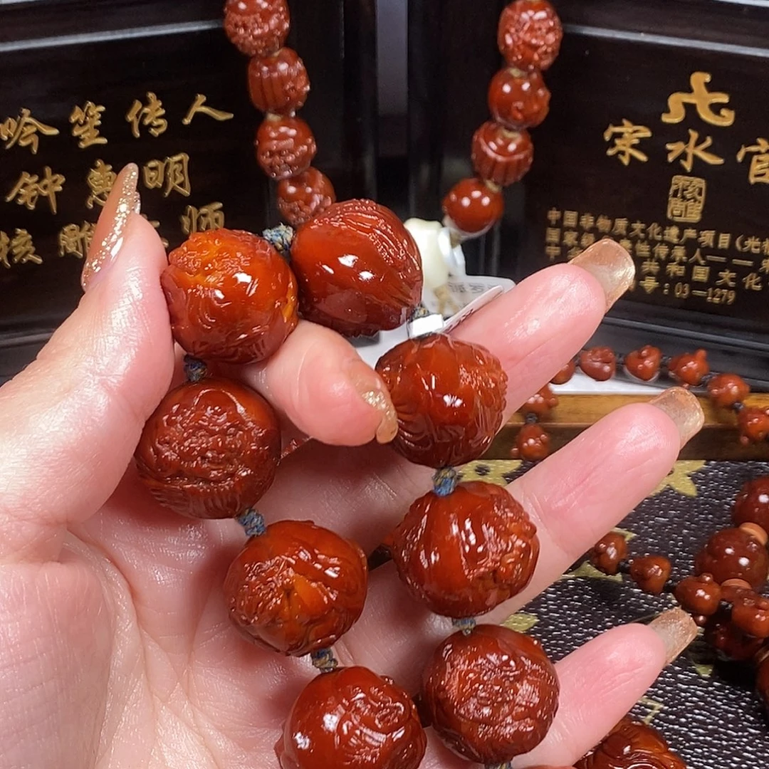 云***术橄榄核吊坠写实十八罗汉