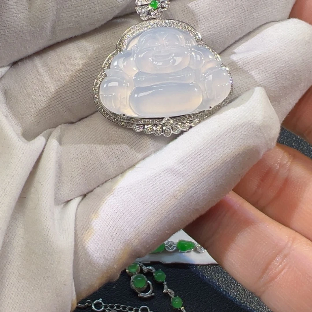 【闪购商品】翡翠颈饰18K金镶嵌缅甸翡翠佛公
