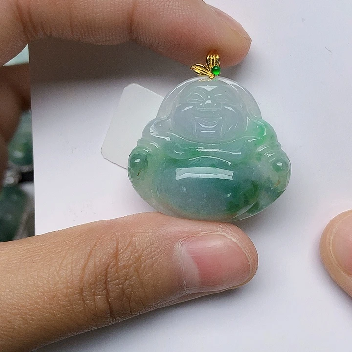 颈饰18K金镶嵌翡翠天然翡翠