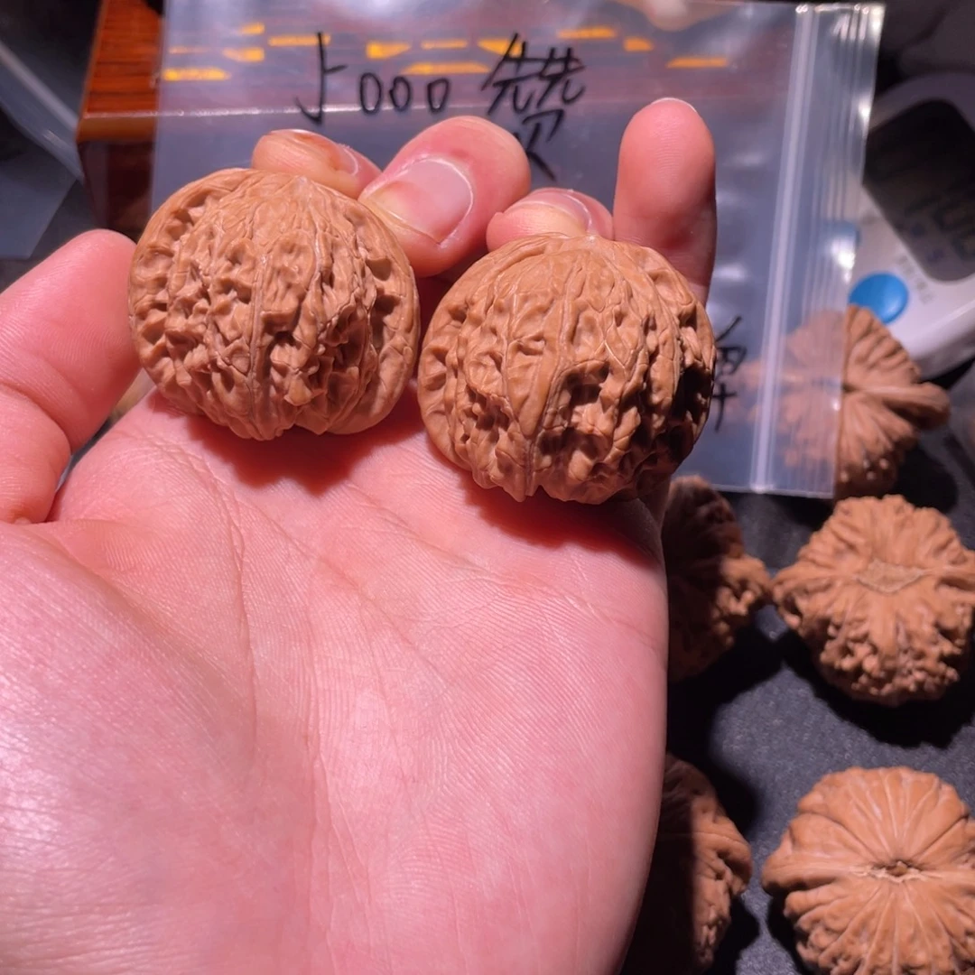 文玩核桃吊坠磨盘